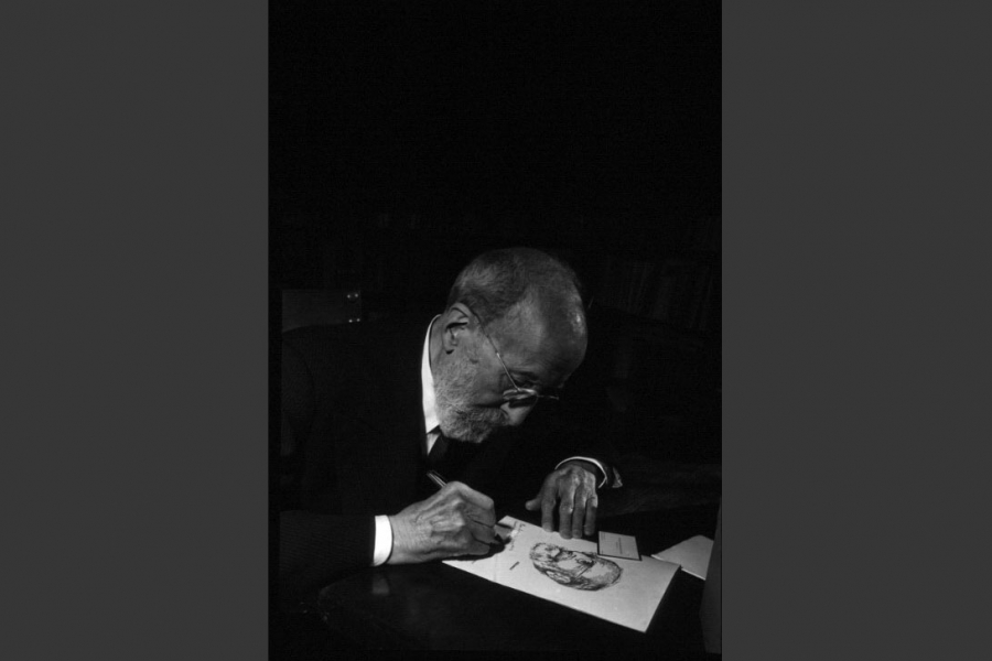 El Archivo Regional presta documentos para tres exposiciones que se inauguran en junio