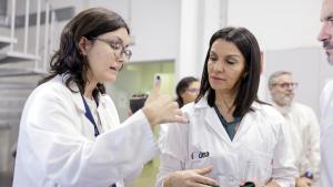 La consejera Mercedes Zarzalejo en el Instituto Madrileño de Estudios Avanzados IMDEA Energía