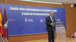 El consejero Rodrigo en la clausura de la jornada organizada por el Instituto Atlántico de Gobierno y Madrid Calle 30