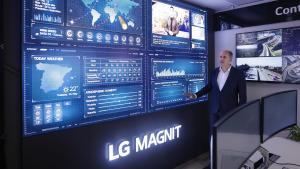 La Comunidad de Madrid y LG Electronics exploran el potencial de la IA en las plataformas de comunicación con los ciudadanos El consejero López-Valverde en el Centro de Innovación de LG Electronics
