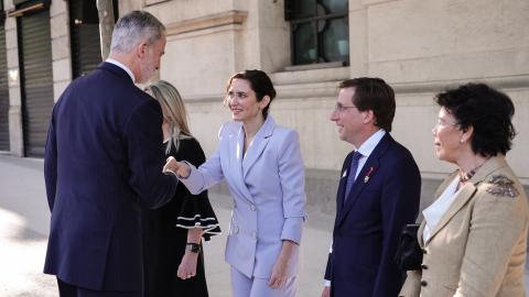 Díaz Ayuso asiste a la Santa Misa del Corpus Christi que oficiará el Papa León XIV La presidenta Isabel Díaz Ayuso durante la Santa Misa del Corpus Christi que oficia el Papa León XIV en la Plaza de Cibeles