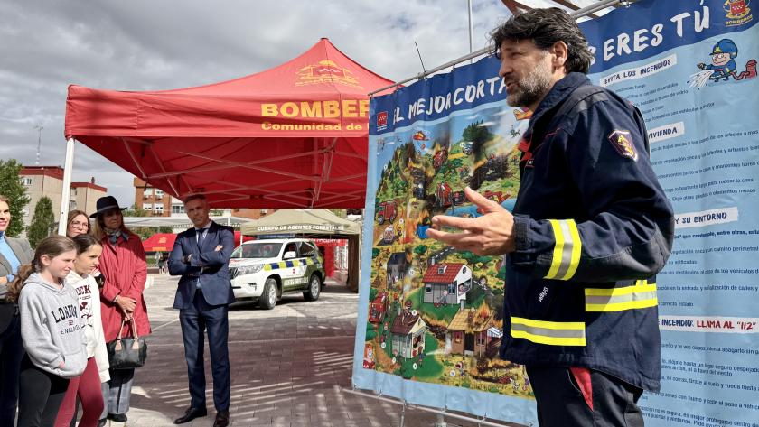 El consejero Novillo en la presentación de la XXI Semana de la Prevención de Incendios