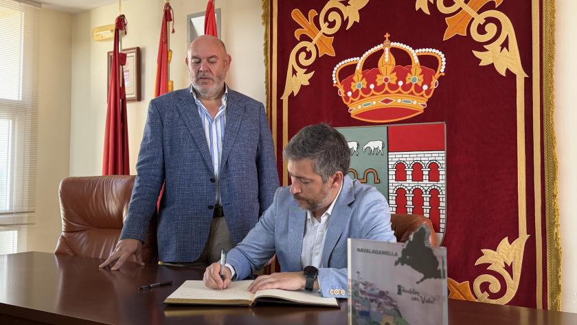 El consejero García Martín en Navalagamella y Fresnedillas de la Oliva