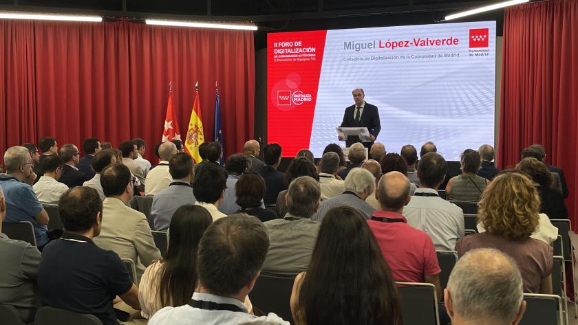 La Comunidad de Madrid reúne a más de un centenar de responsables autonómicos en materia de innovación para abordar la modernización de los servicios públicos El consejero Miguel López-Valverde