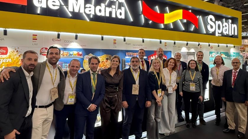 El director general de Agricultura, Ganadería y Alimentación en la 31ª edición del Salón Internacional de la Alimentación SIAL París