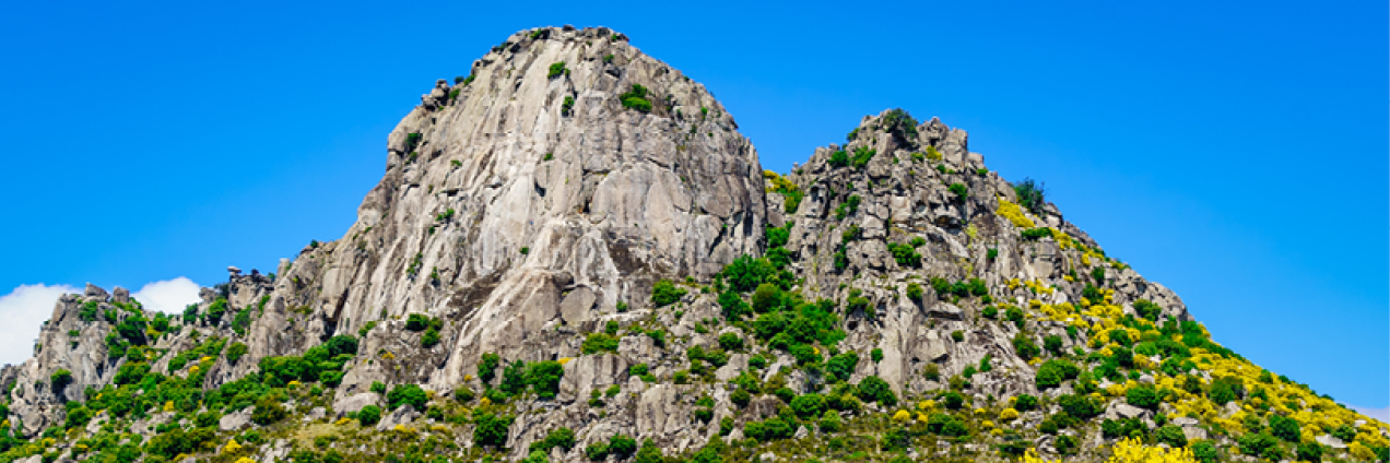 Pico de la Miel en el municipio de La Cabrera