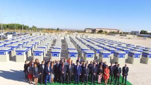 La Comunidad de Madrid y Ecoembes han entregado hoy en Campo Real 400 contenedores azules para la recogida selectiva, separado y reciclado de papel y