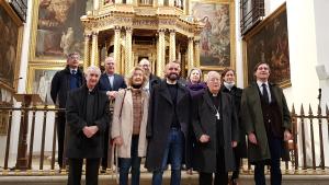 El consejero de Cultura, Turismo y Deportes, Jaime de los Santos, visita el templo en Alcalá de Henares