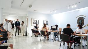 Enrique Ruiz Escudero visita el dispositivo de vacunación frente al COVID-19 del Colegio Oficial de Médicos de Madrid 