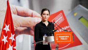 Isabel Díaz Ayuso durante la presentación de la rebaja del precio mensual del abono transporte