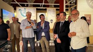 El consejero en su visita a la exposición