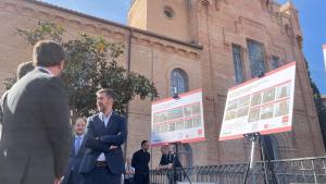 El consejero recorriendo el municipio
