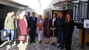 La consejera Ana Dávila en un encuentro informativo de AFAMMER