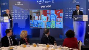El consejero Emilio Viciana durante el desayuno informativo de Nueva Economía Fórum