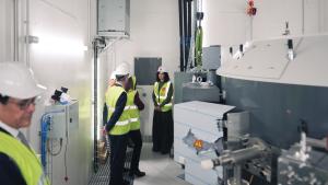 La presidenta Isabel Díaz Ayuso durante la visita a las obras 