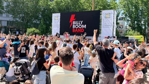 Concierto de los Billy Boom Band en la Plaza España