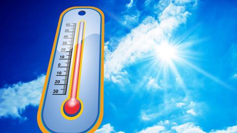 Calor termómetro indicando altas temperaturas