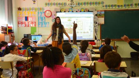 Clase en un colegio de Enseñanza Primaria. Programa bilingüe de la Comunidad de Madrid