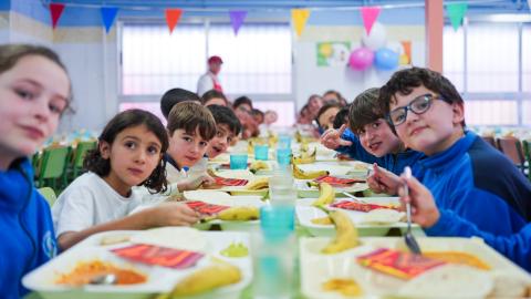 Niños Becas Comedor