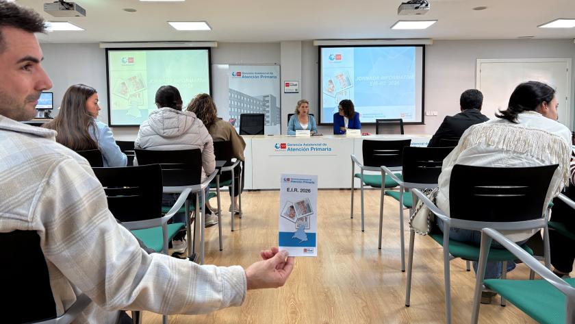 El SERMAS celebra un encuentro con los 62 sanitarios que finalizan su  periodo de residencia de dos años en dispositivos de Atención Primaria