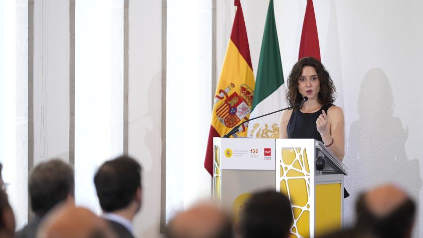 La presidenta Isabel Díaz Ayuso en la Cámara de comercio española en México