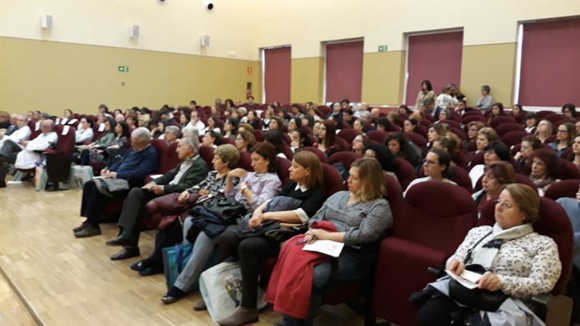 Público en las jornadas de incontinencia anal del Hospital de La Princesa