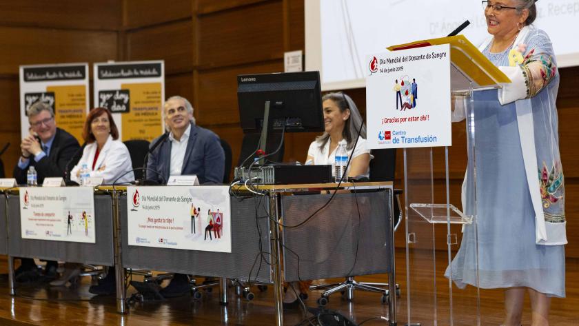 Ruiz Escudero asiste en el Centro de Transfusión a la celebración con motivo del Día Mundial del Donante de Sangre