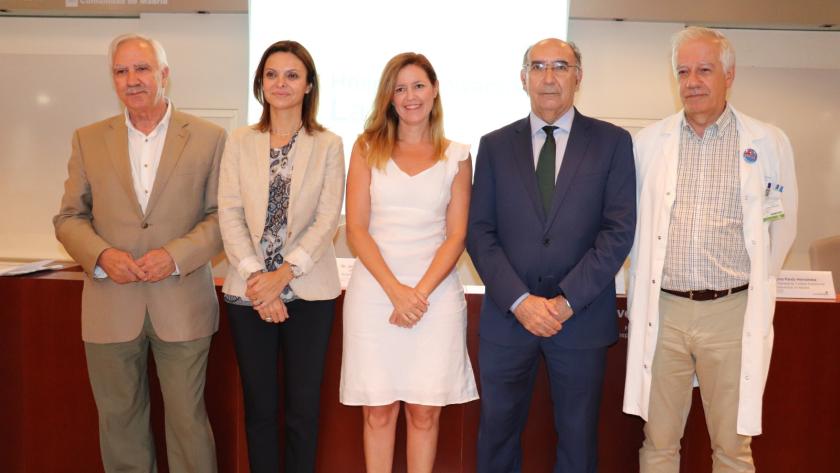 Foto de familia de los ponentes