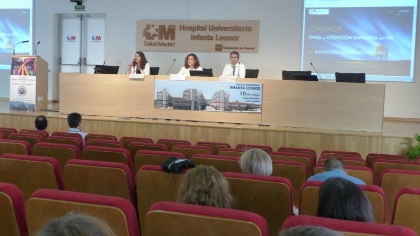 El Hospital Universitario Infanta Leonor reúne a profesionales y ONG’s en torno a la atención sanitaria de pacientes con VIH