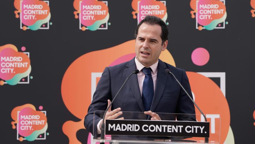 Ignacio Aguado durante la colocación de la primera piedra de las fases II y III de Madrid Content City
