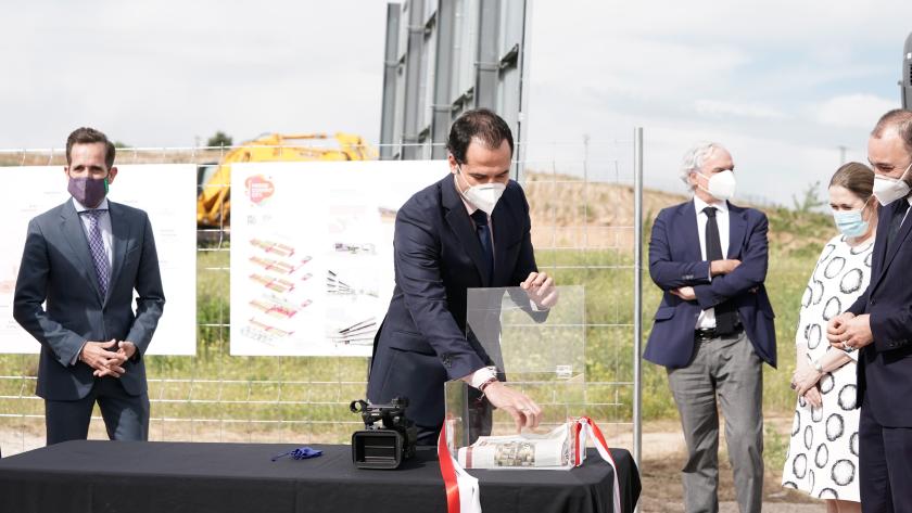 Ignacio Aguado durante la colocación de la primera piedra de las fases II y III de Madrid Content City
