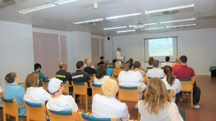 Clase teórica impartida por el Responsable de Seguridad