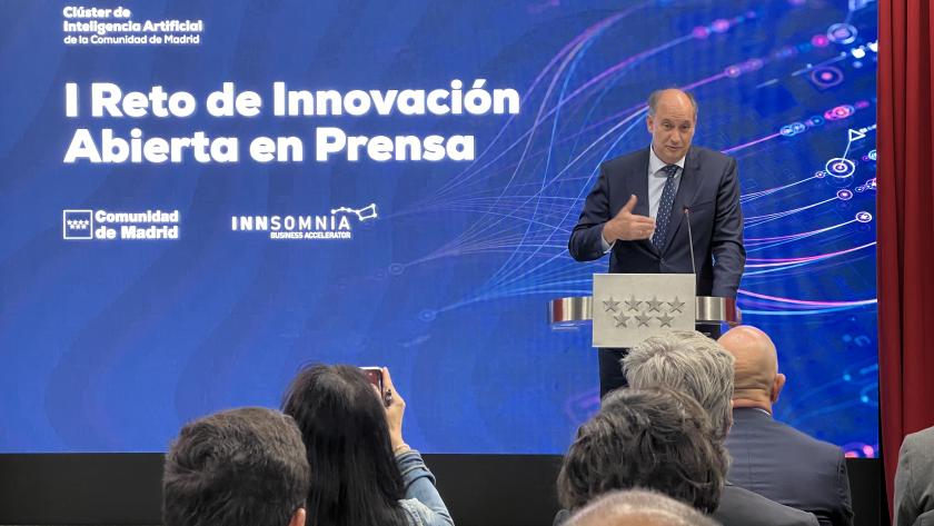 López-Valverde participa en el I Programa de Innovación Abierta en Prensa del Clúster de IA El consejero Miguel López-Valverde en el I Programa de Innovación Abierta en Prensa del Clúster de IA