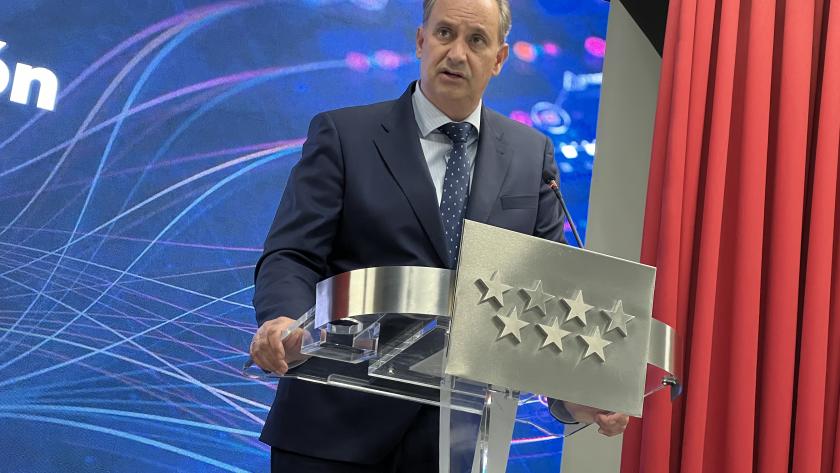 López-Valverde participa en el I Programa de Innovación Abierta en Prensa del Clúster de IA El consejero Miguel López-Valverde en el I Programa de Innovación Abierta en Prensa del Clúster de IA