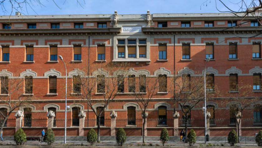 Fachada del hospital