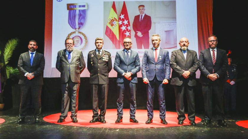 Novillo, distinguido con la Medalla de la Policía municipal de Móstoles