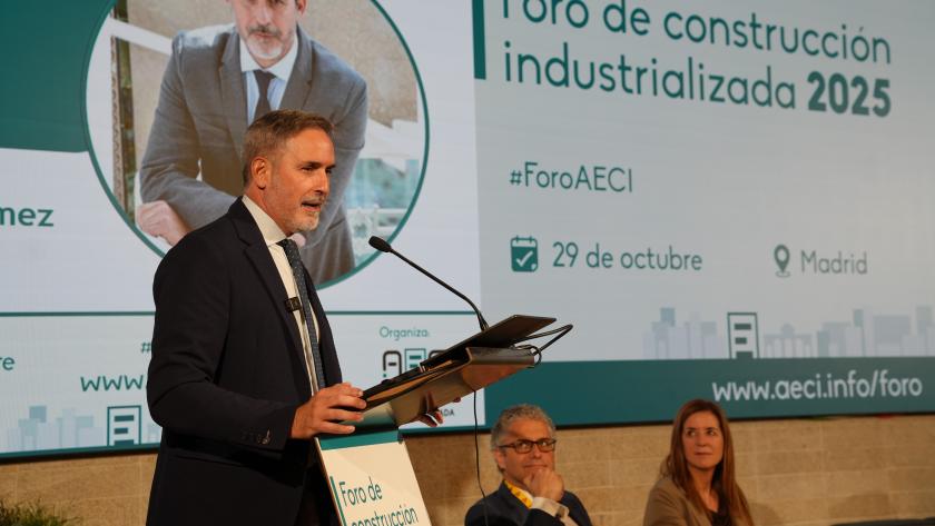 El viceconsejero José María García durante el foro
