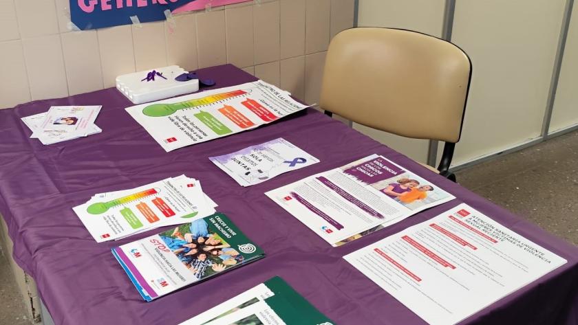 Se han colocado mesas informativas en el hall, en los centros de San Blas y Emigrantes y en los Centros de Salud Mental