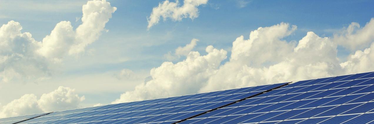Foto fotovoltaica paneles