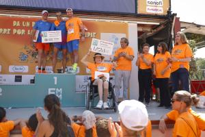 Fátima Matute participa en la entrega de premios de la carrera por la esclerosis múltiple