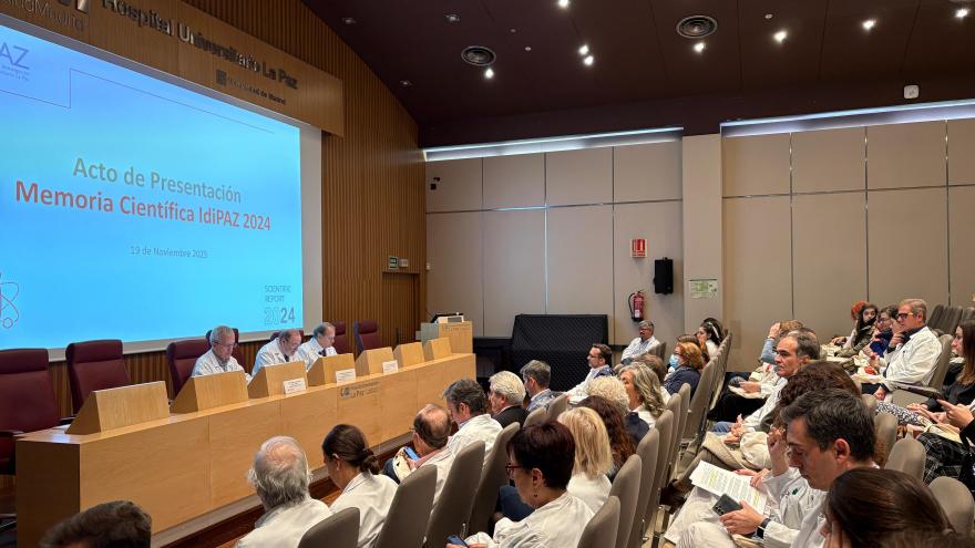 presentacion de la memoria de idipaz en el salon de actos
