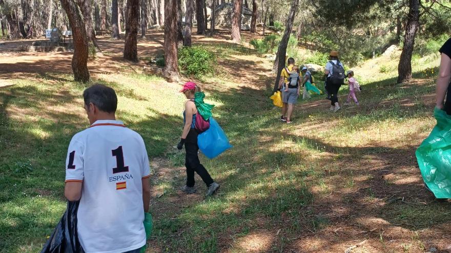 basuraleza, Hospital Asociado Universitario Guadarrama