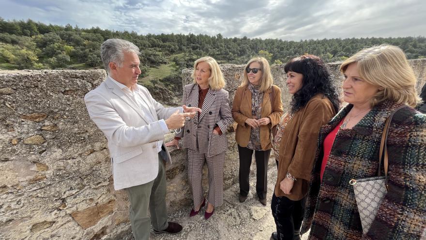 La consejera en la visita