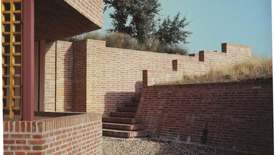 detalle edificio residencia ladrillo