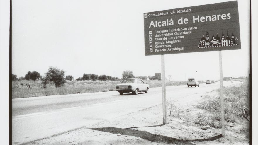 La consejera de Cultura, Turismo y Deporte ha participado hoy en la inauguración de la muestra en el Archivo Regional 