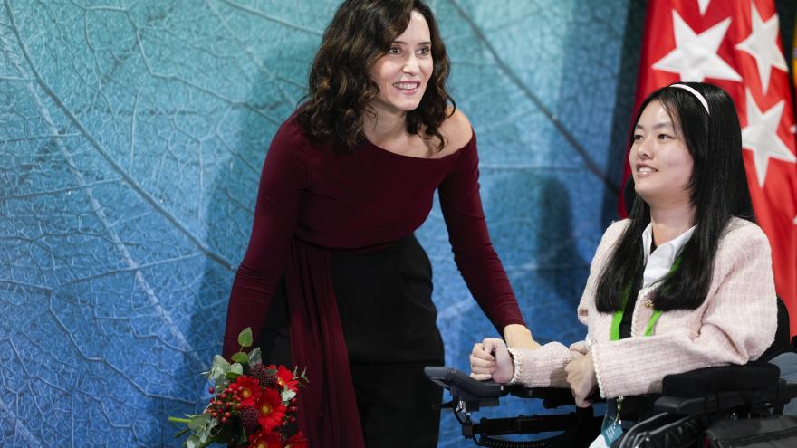 Díaz Ayuso anuncia una Guía Práctica de Atención a la Discapacidad para ayudar a las familias: “Cada persona cuenta y defendemos su desarrollo en plenitud” Díaz Ayuso