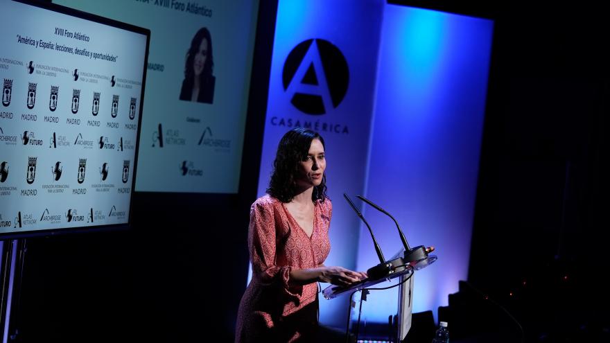 Díaz Ayuso pide amparo en “momentos excepcionales” donde jueces y fiscales “luchan por las últimas horas que le pueden quedar al Estado de derecho” La presidenta Isabel Díaz Ayuso