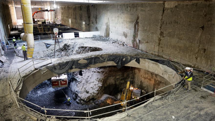 La Comunidad de Madrid presenta el proyecto de restauración del Parque Madrid Río, integrado en las obras de ampliación de la Línea 11 de Metro El viceconsejero García