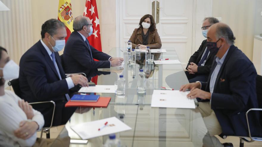 Díaz Ayuso se reúne con Ángel Gabilondo