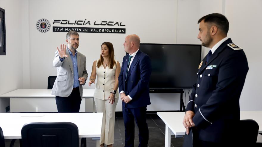 La Comunidad de Madrid invierte 1,2 millones en el nuevo Centro de Emergencias de San Martín de Valdeiglesias El consejero García Martín